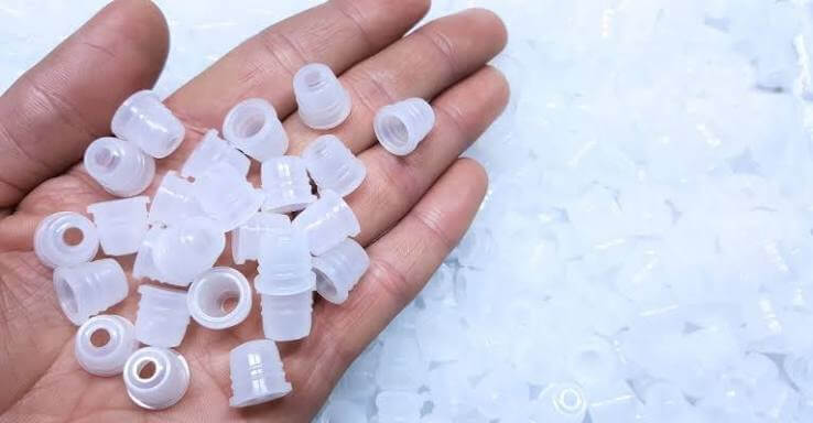 Plastik məhsulların əyilmə və deformasiyasının səbəbləri və həlli yolları